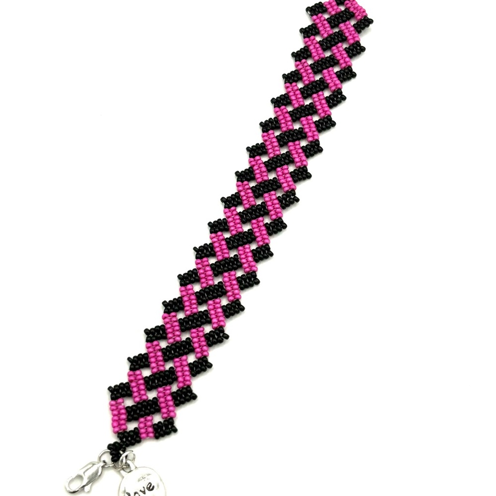 Hand Crafted Basket Weave Beaded Bracelet Fuchsia and Black - Picture 5 of 10